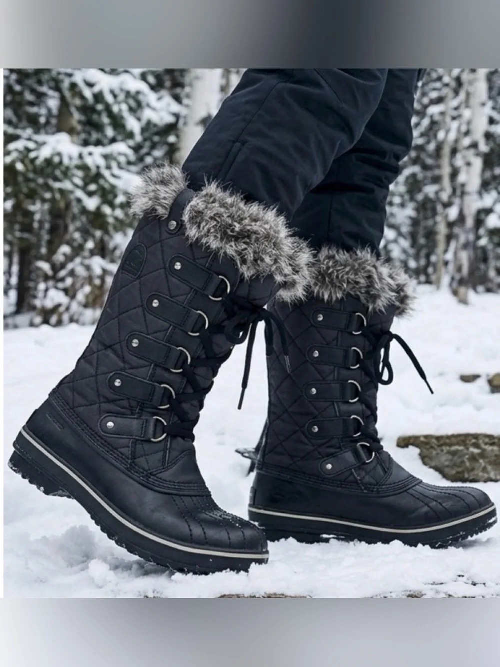Sorel Women’s Size 9 Quilted Black Lace-Up Winter Boots with Faux Fur Trim